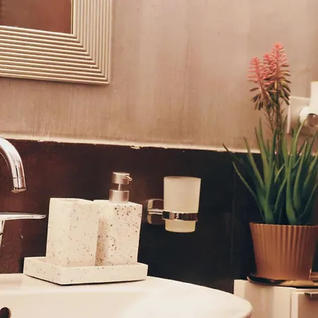 Apartman Self Check-in Free Parking Near Metro Stations And Bus Westside S6 *