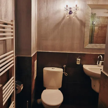 Apartman Self Check-in Free Parking Near Metro Stations And Bus Westside S6 Bukarest